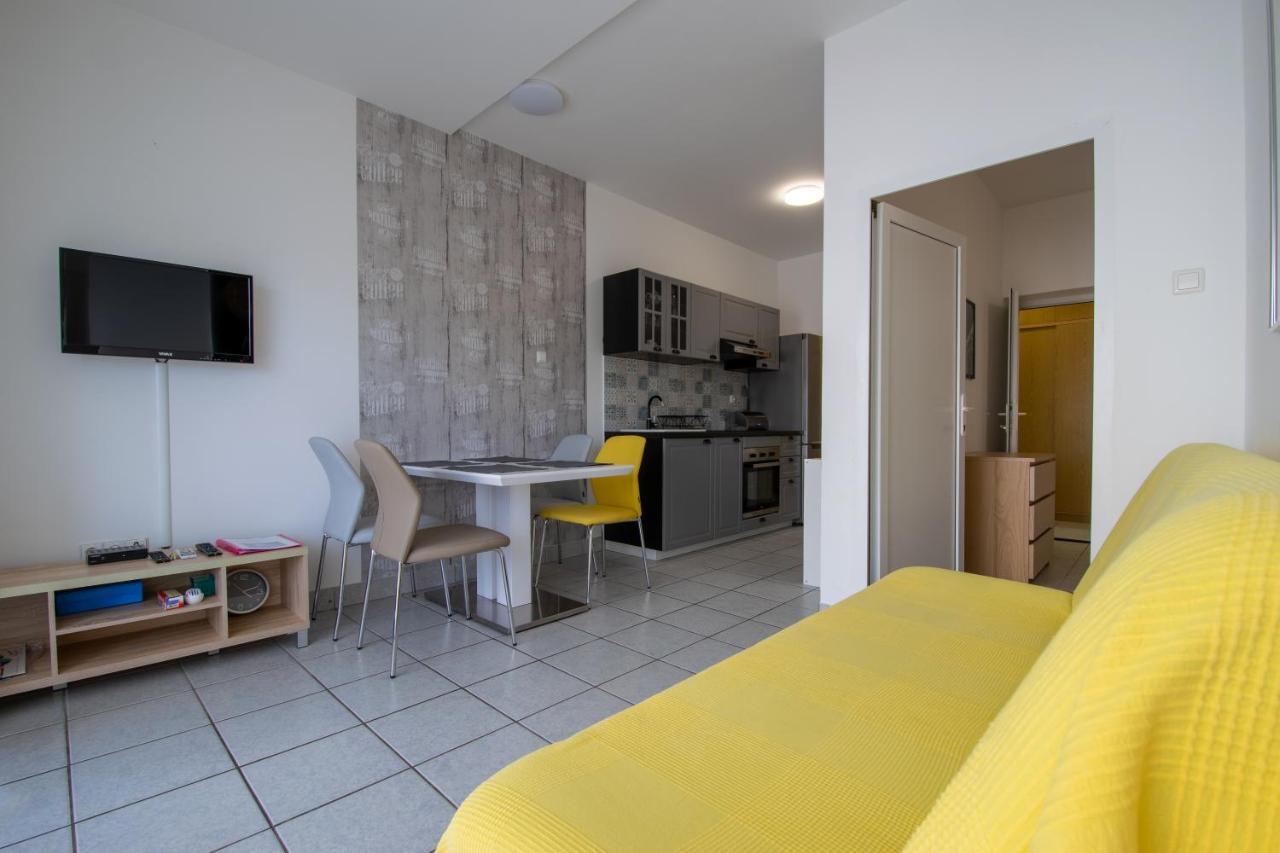 Apartments Lantina Betina  Ngoại thất bức ảnh
